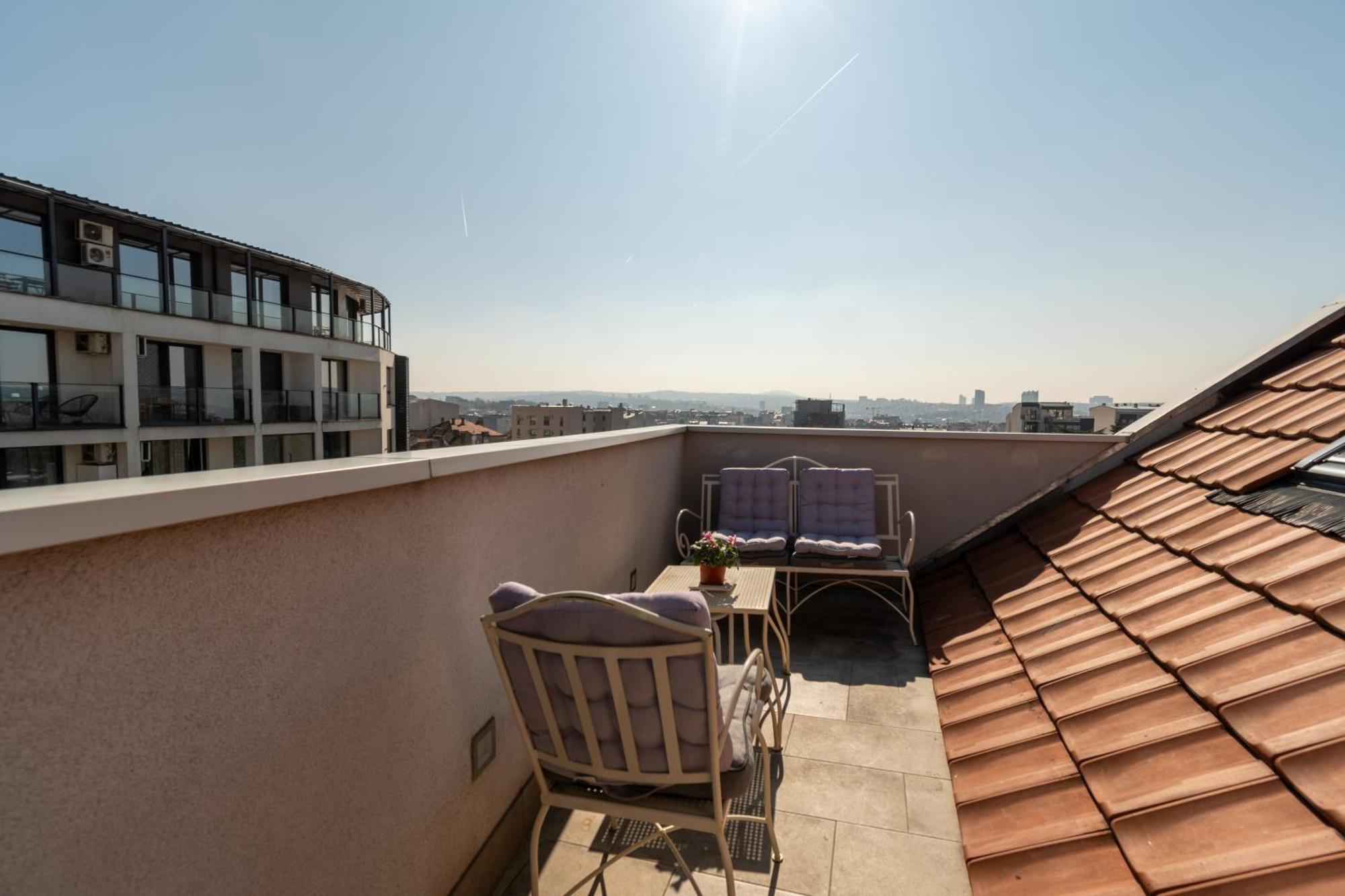 Daire Klara Vracar 90 M2, Dve I Po Spavace Sobe Belgrad