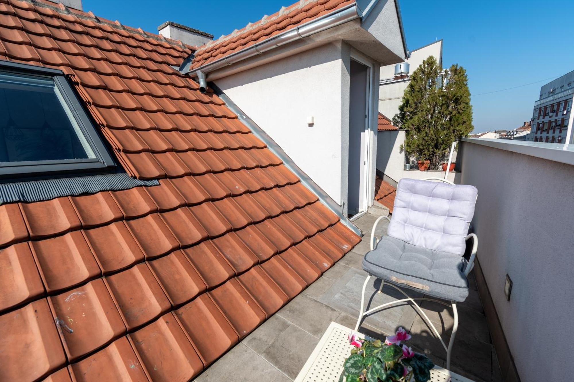 Apartment Klara Vracar 90 M2, Dve I Po Spavace Sobe