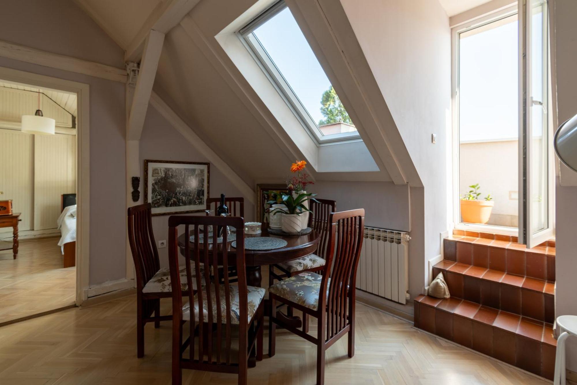 Apartment Klara Vracar 90 M2, Dve I Po Spavace Sobe *